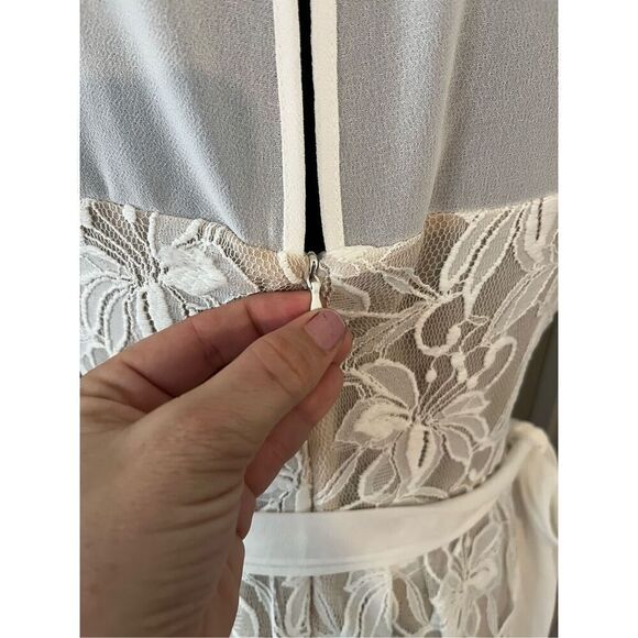 Danny and Nicole Studio Floral Lace Dress size 8 - Picture 12 of 13